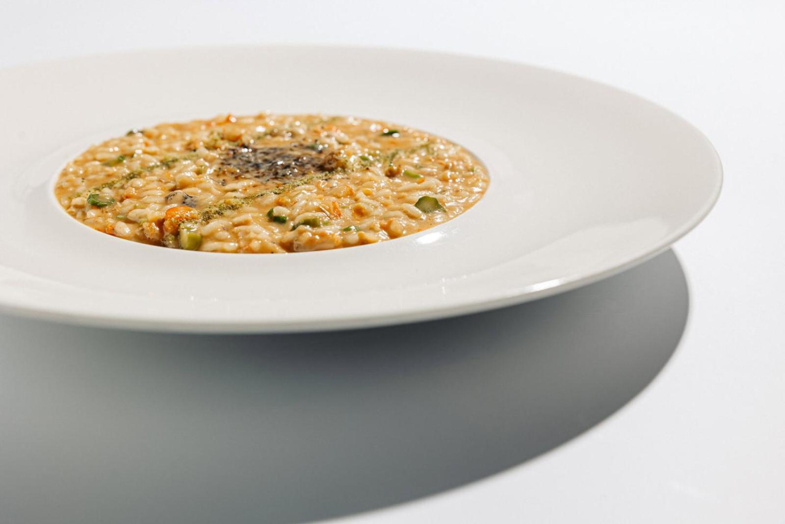 Dam Boutique Hotel & Restaurant 新戈里察 外观 照片
