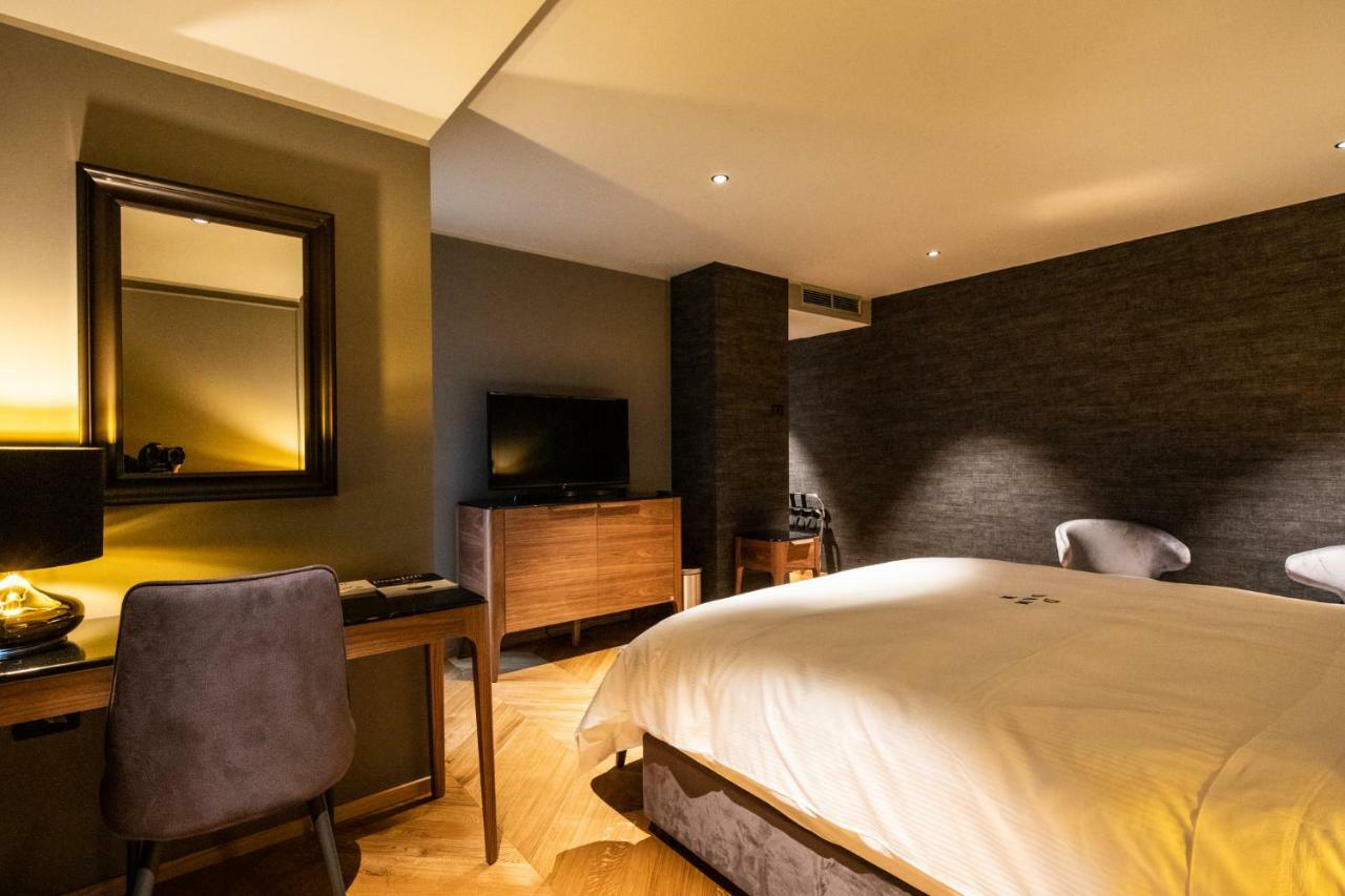 Dam Boutique Hotel & Restaurant 新戈里察 外观 照片